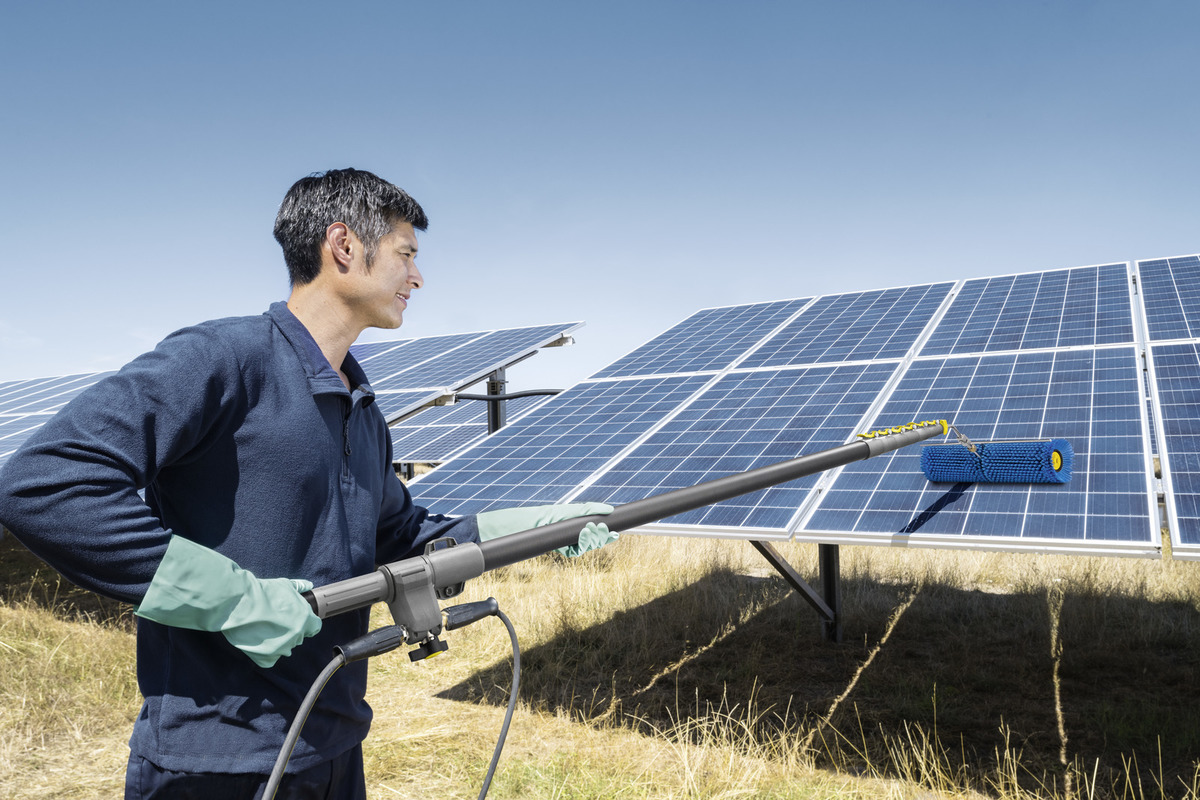 Solar Reiniger mit Hochdurckreiniger
